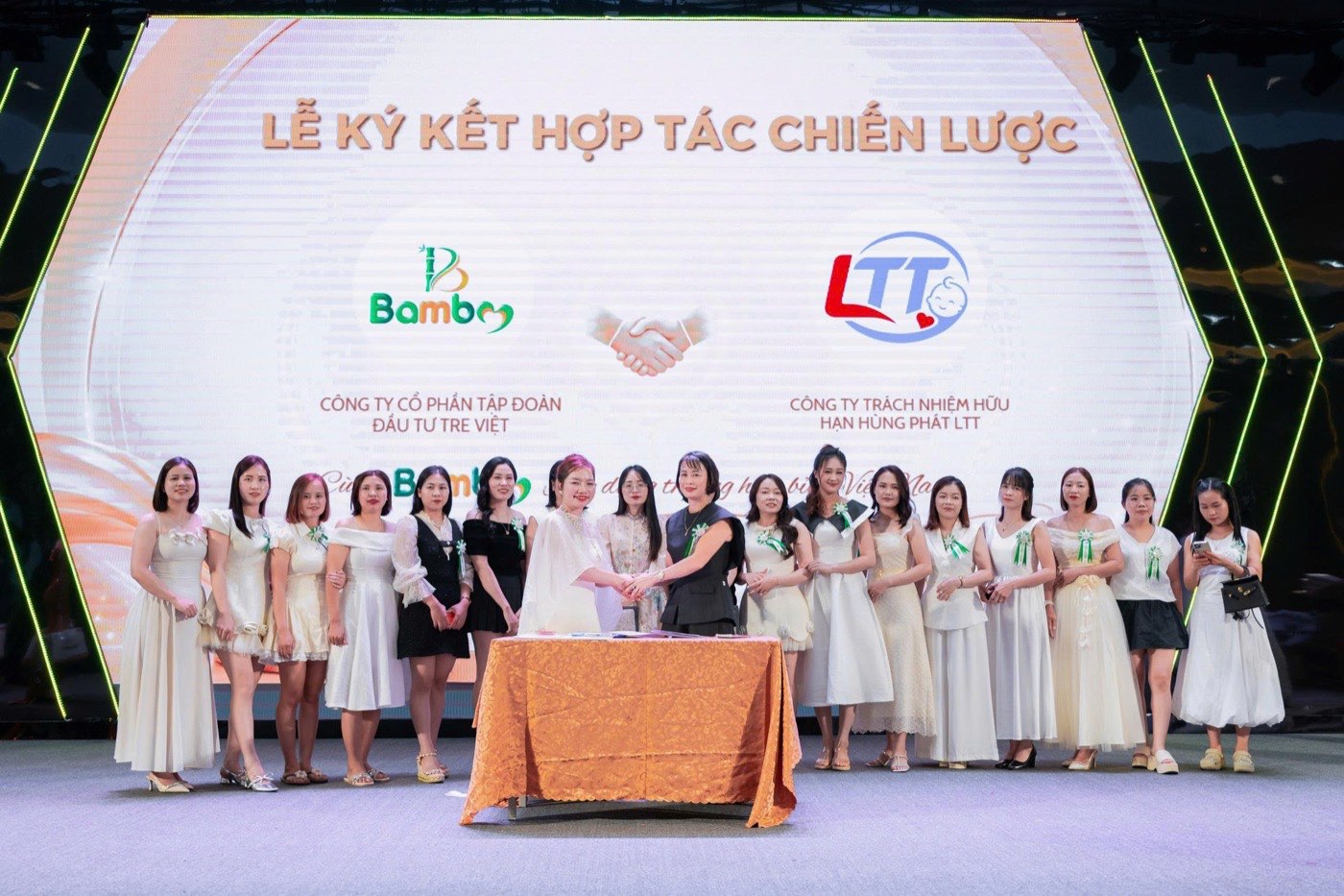 Lễ ký kết hợp tác chiến lược của Tre Việt